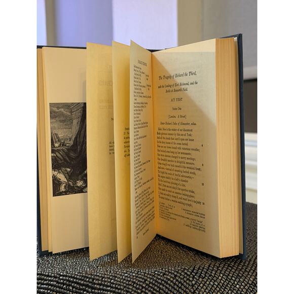 The Yale Shakespeare – 12 Volume Blue Cloth Hardcover Set - Picture 7 of 11